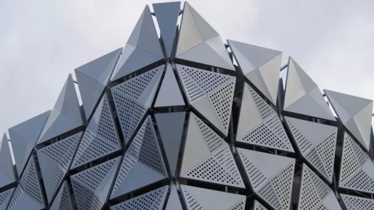 Xtra Metal cladding facade Versatile 3D Design Options advantage