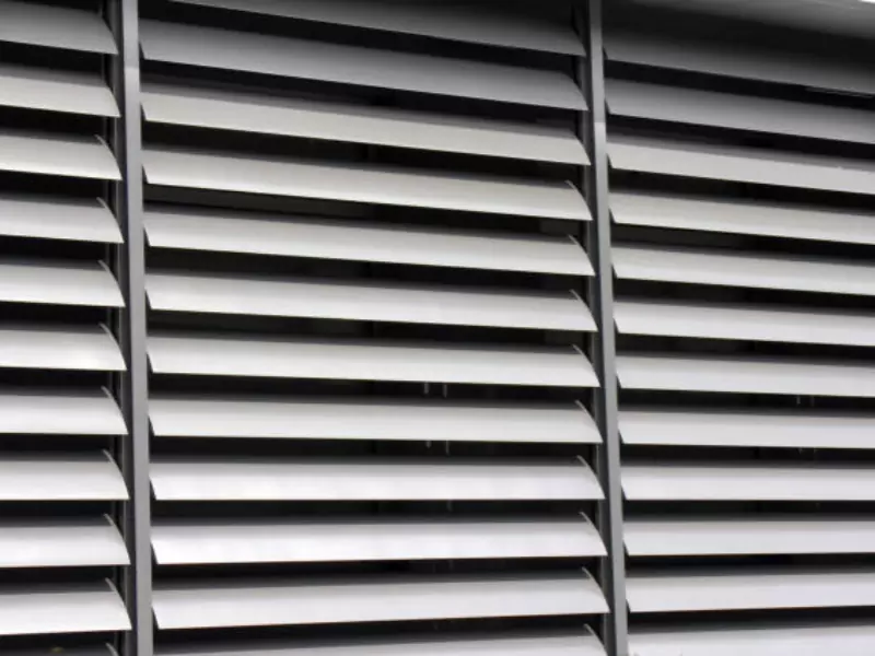 A flip-type louver system